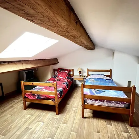 Maison De Village Pleine De Charme, 7 Couchages *