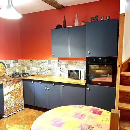 بيت للعطل Maison De Village Pleine De Charme, 7 Couchages