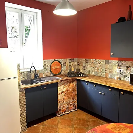 Maison De Village Pleine De Charme, 7 Couchages Vingrau