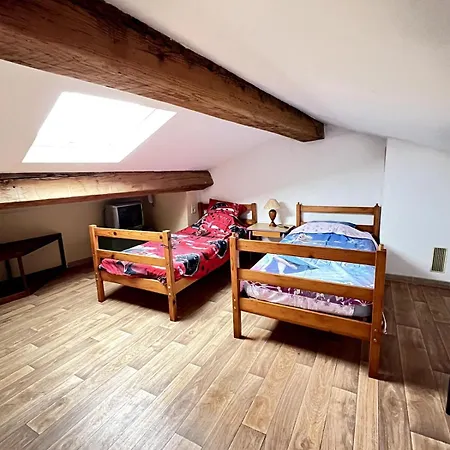 Maison De Village Pleine De Charme, 7 Couchages *