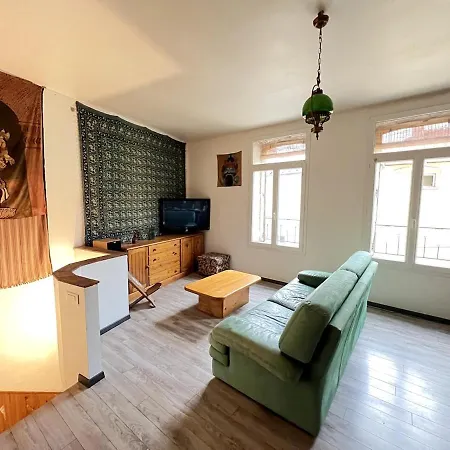 Maison De Village Pleine De Charme, 7 Couchages Сasa de vacaciones
