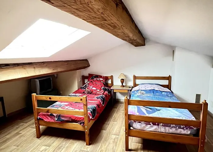 Maison De Village Pleine De Charme, 7 Couchages *