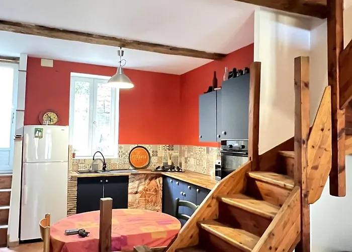 Maison De Village Pleine De Charme, 7 Couchages Casa vacanze