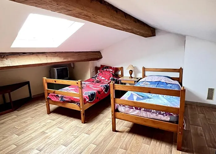 Maison De Village Pleine De Charme, 7 Couchages *